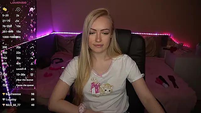 Teen sex cams free adult cams: check-out the satisfaction of conversing and c2c with our stunning models, who will teach you all about seduction and dreams with their smoking hot shapes.