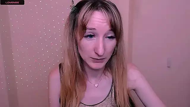 AmandaSell from StripChat
