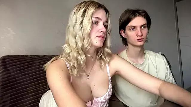 Teen sex cams free adult cams: check-out the satisfaction of conversing and c2c with our stunning models, who will teach you all about seduction and dreams with their smoking hot shapes.