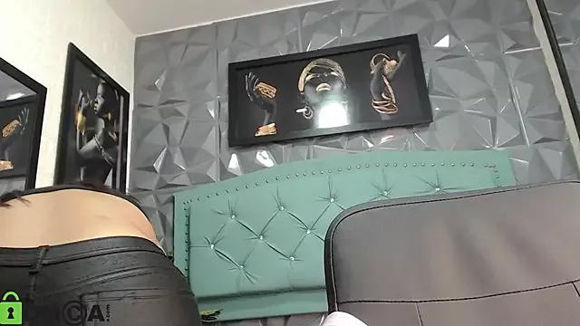 Amara__Hank from StripChat is Freechat