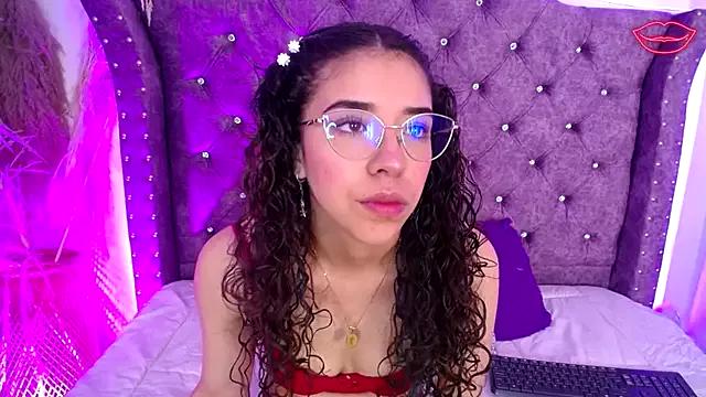 Amara_Davis from StripChat is Freechat