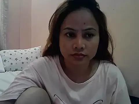 Amarrahlyn from StripChat is Freechat