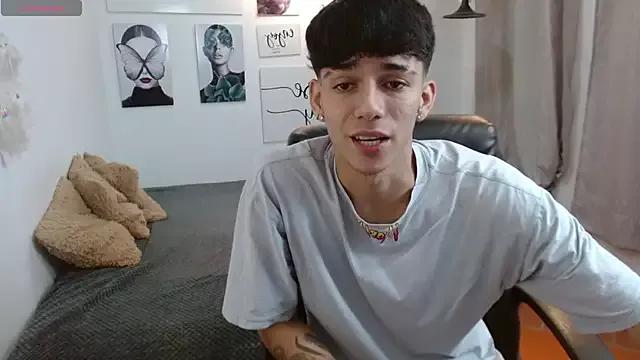 AmethystShadow17 from StripChat is Freechat