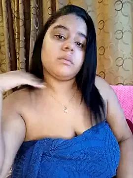 Anabelle_00_ from StripChat is Freechat