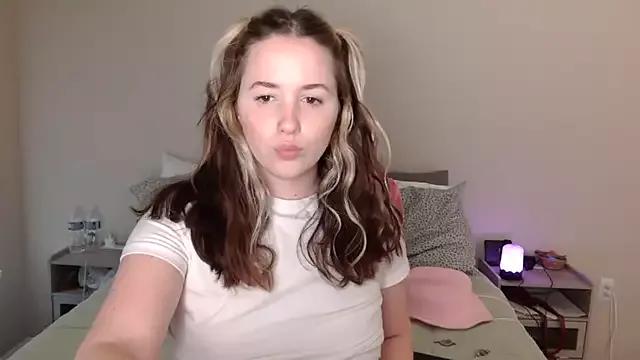 Teen sex cams free adult cams: check-out the satisfaction of conversing and c2c with our stunning models, who will teach you all about seduction and dreams with their smoking hot shapes.