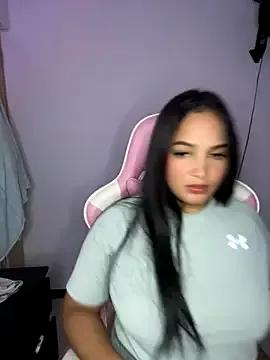 Andrea-Lu from StripChat is Freechat