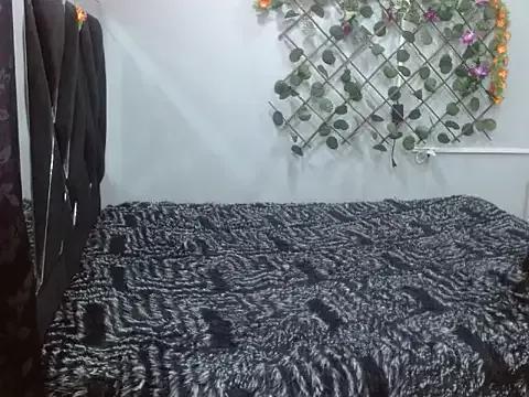 Andrea04_hot from StripChat is Freechat