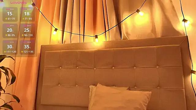 andrea_Queensel from StripChat is Freechat