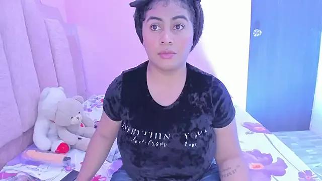 AndreaSweet2 from StripChat is Freechat