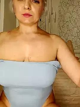 Anesteishen from StripChat is Freechat