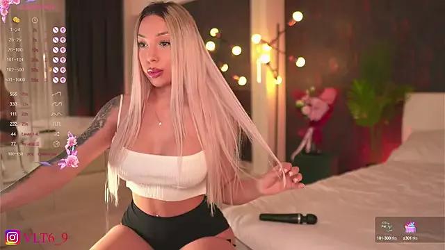 Teen sex cams free adult cams: check-out the satisfaction of conversing and c2c with our stunning models, who will teach you all about seduction and dreams with their smoking hot shapes.