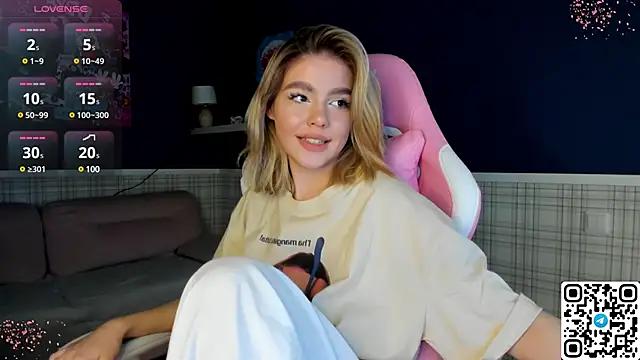 Teen sex cams free adult cams: check-out the satisfaction of conversing and c2c with our stunning models, who will teach you all about seduction and dreams with their smoking hot shapes.