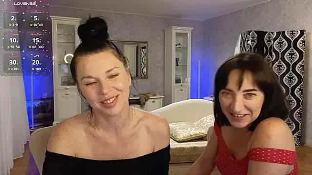 Teen sex cams free adult cams: check-out the satisfaction of conversing and c2c with our stunning models, who will teach you all about seduction and dreams with their smoking hot shapes.