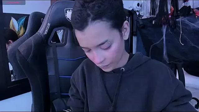 Teen sex cams free adult cams: check-out the satisfaction of conversing and c2c with our stunning models, who will teach you all about seduction and dreams with their smoking hot shapes.