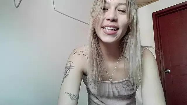 Anto_torres from StripChat is Freechat