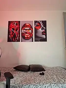 Antonella2_m from StripChat is Freechat