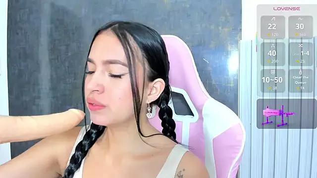 antonella_guzman_ from StripChat is Freechat