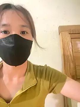 Anya-- from StripChat is Freechat