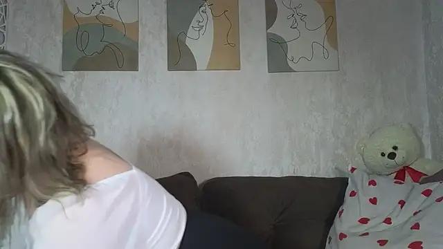 Teen sex cams free adult cams: check-out the satisfaction of conversing and c2c with our stunning models, who will teach you all about seduction and dreams with their smoking hot shapes.