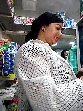 Ariana-pp03 from StripChat is Freechat