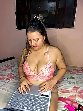 ArianaS12 from StripChat is Freechat