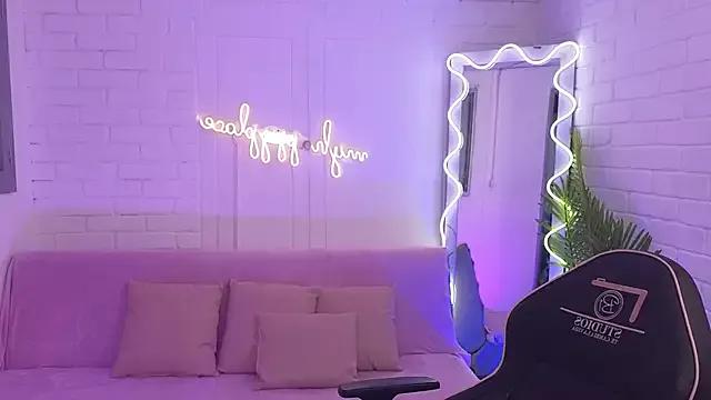 Teen sex cams free adult cams: check-out the satisfaction of conversing and c2c with our stunning models, who will teach you all about seduction and dreams with their smoking hot shapes.