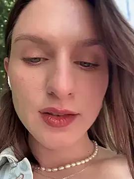Photos of ArtistAnn from StripChat is Freechat