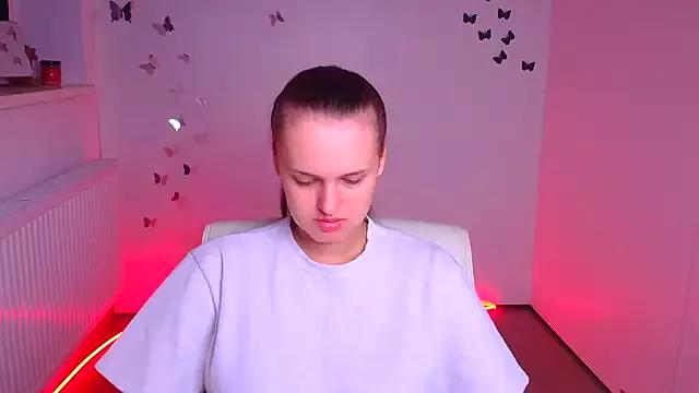 Aurora_White from StripChat is Freechat