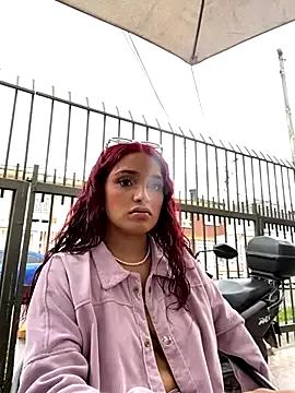 AuroraPink_ from StripChat is Freechat