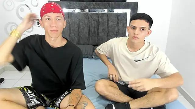 Axel_and_Julian from StripChat is Freechat