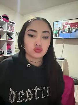 Teen sex cams free adult cams: check-out the satisfaction of conversing and c2c with our stunning models, who will teach you all about seduction and dreams with their smoking hot shapes.
