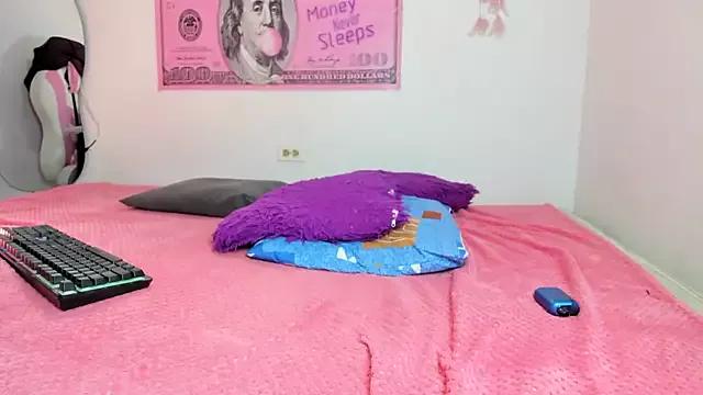 Babylatinhot11 from StripChat is Freechat