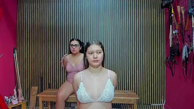 Teen sex cams free adult cams: check-out the satisfaction of conversing and c2c with our stunning models, who will teach you all about seduction and dreams with their smoking hot shapes.