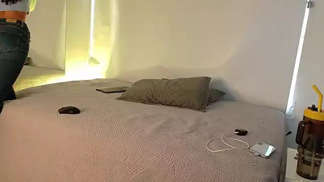 Teen sex cams free adult cams: check-out the satisfaction of conversing and c2c with our stunning models, who will teach you all about seduction and dreams with their smoking hot shapes.