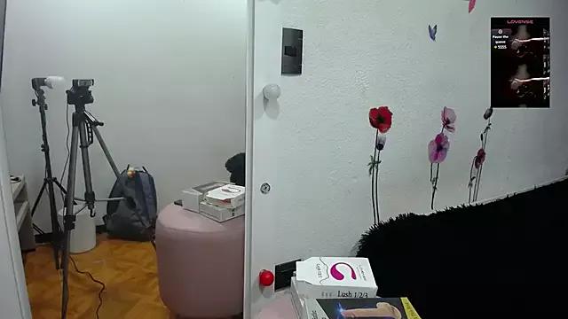 bela_stg from StripChat is Freechat