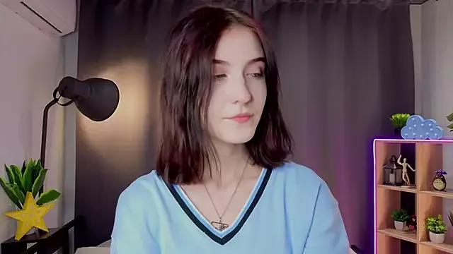 BelindaParbs from StripChat is Freechat