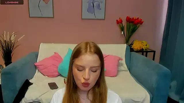 BellaBlazee from StripChat is Freechat