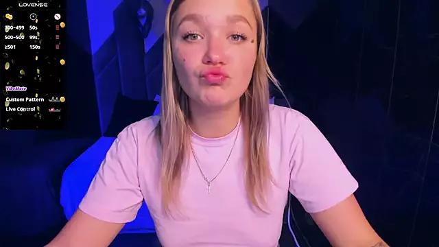 Teen sex cams free adult cams: check-out the satisfaction of conversing and c2c with our stunning models, who will teach you all about seduction and dreams with their smoking hot shapes.