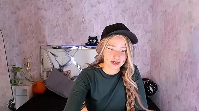 Teen sex cams free adult cams: check-out the satisfaction of conversing and c2c with our stunning models, who will teach you all about seduction and dreams with their smoking hot shapes.