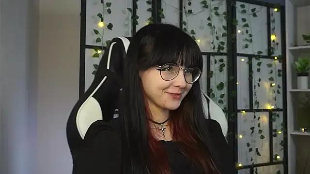 BereniceBattersby from StripChat is Freechat