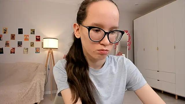 Teen sex cams free adult cams: check-out the satisfaction of conversing and c2c with our stunning models, who will teach you all about seduction and dreams with their smoking hot shapes.