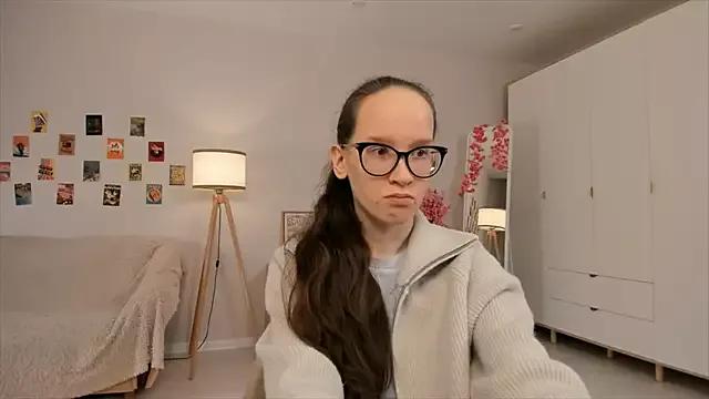 Teen sex cams free adult cams: check-out the satisfaction of conversing and c2c with our stunning models, who will teach you all about seduction and dreams with their smoking hot shapes.