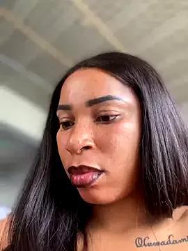 Photos of Bigboobs-AfroMina from StripChat is Freechat