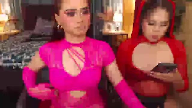Teen sex cams free adult cams: check-out the satisfaction of conversing and c2c with our stunning models, who will teach you all about seduction and dreams with their smoking hot shapes.