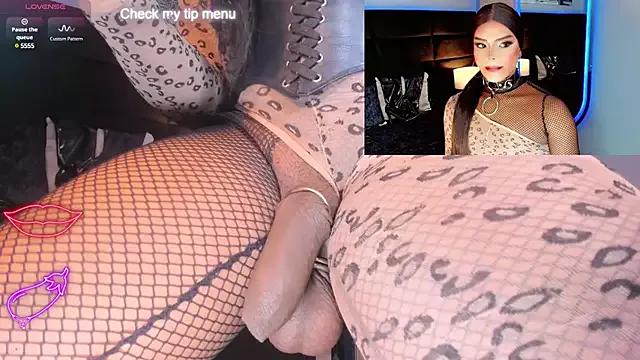BLACKPHOENIXx21 from StripChat is Freechat