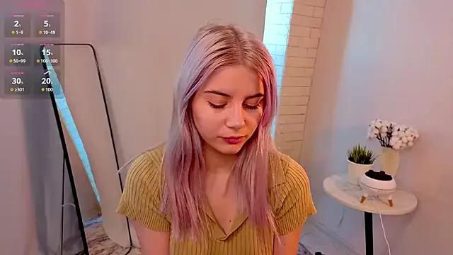 BlissBoardley from StripChat is Freechat