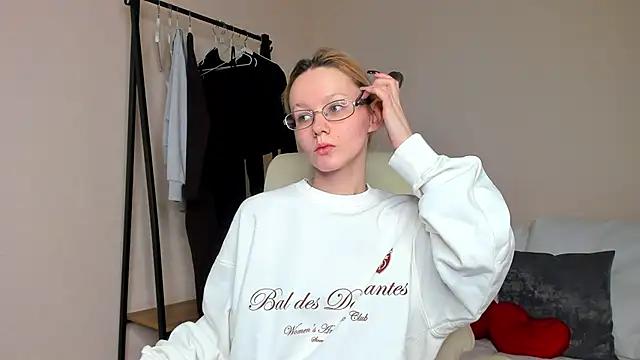 Teen sex cams free adult cams: check-out the satisfaction of conversing and c2c with our stunning models, who will teach you all about seduction and dreams with their smoking hot shapes.