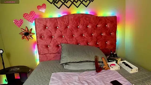 Teen sex cams free adult cams: check-out the satisfaction of conversing and c2c with our stunning models, who will teach you all about seduction and dreams with their smoking hot shapes.