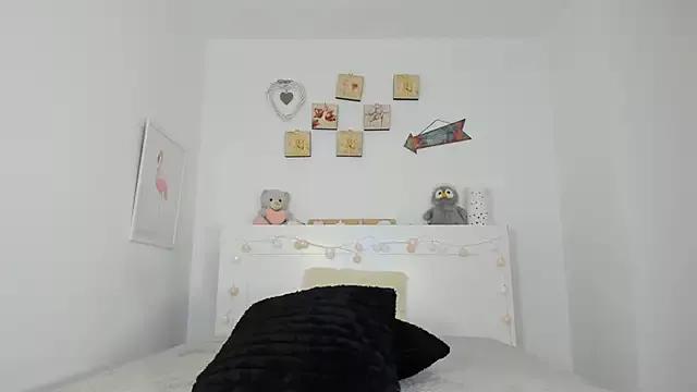 Teen sex cams free adult cams: check-out the satisfaction of conversing and c2c with our stunning models, who will teach you all about seduction and dreams with their smoking hot shapes.