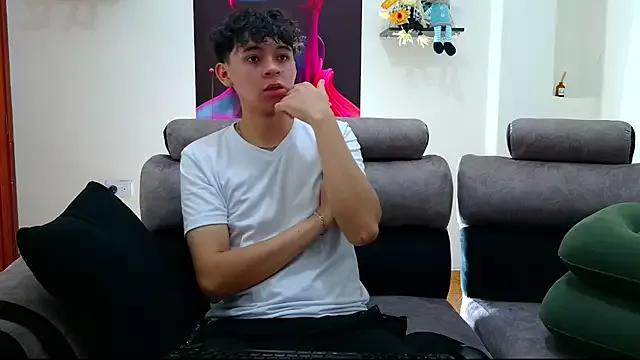 bluewolf247 from StripChat is Freechat